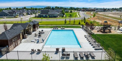 pool.jpg
