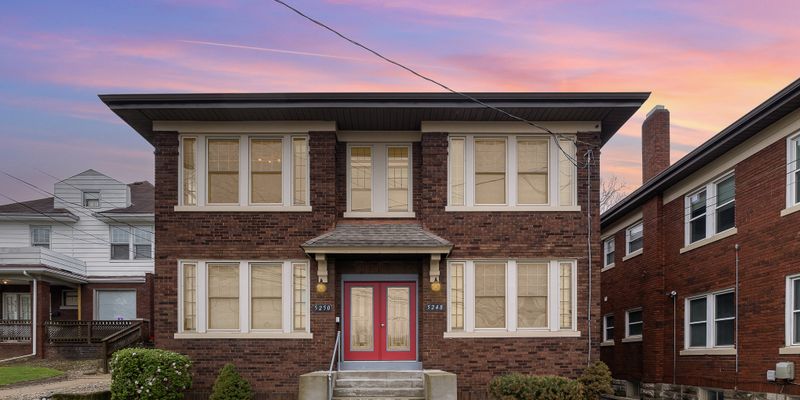 Cincinnati Apartment: 5248 Montgomery Rd