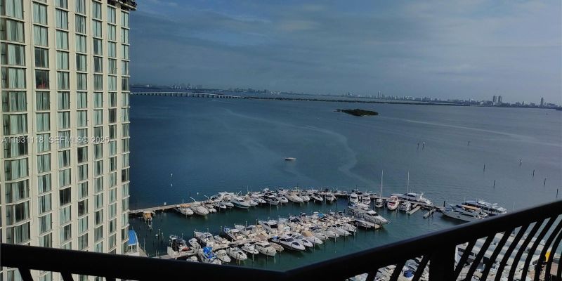 Miami Apartment: 555 NE 15th St