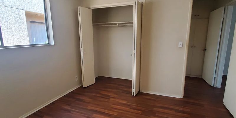 Los Angeles Apartment: 1745 Colby Ave