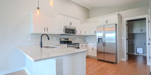 127KinsleyKitchen.jpg