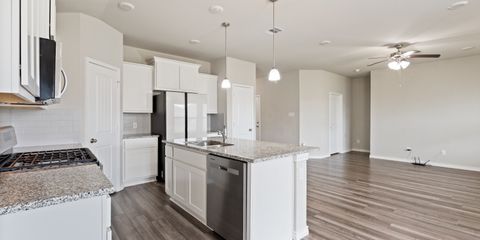 SA907596.jpg