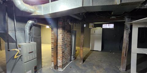Basement 1.jpg
