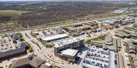 04-503 1303 5th ST.jpg