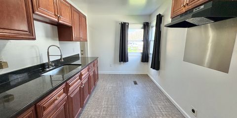 21027Waltham - 4.jpeg