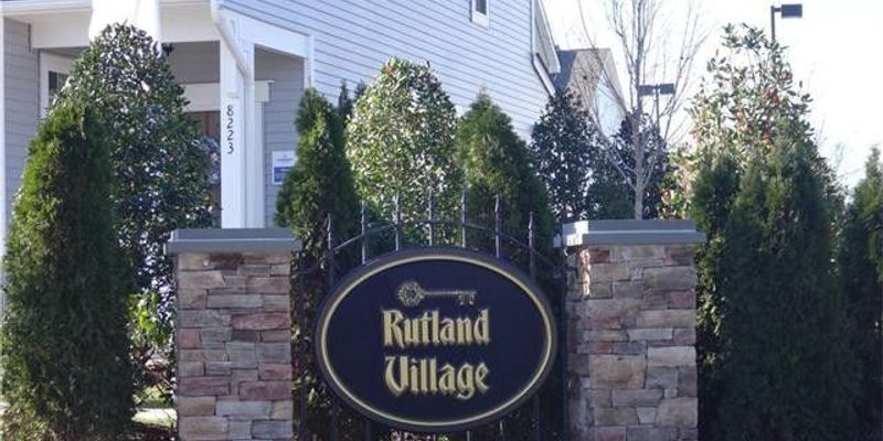 Mechanicsville Townhome: 8083 Rutland Village Dr