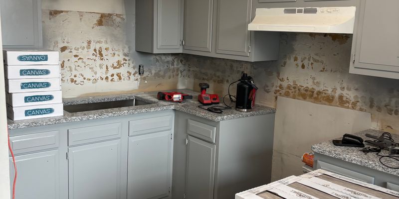 Bonner Springs Apartment: Cornell Ave