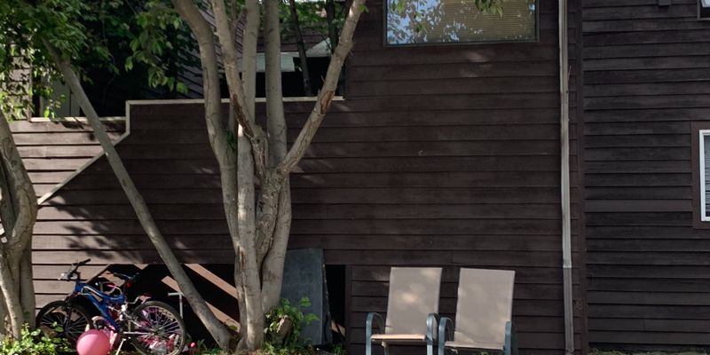 Anchorage Apartment: 2211 E 66th Ave