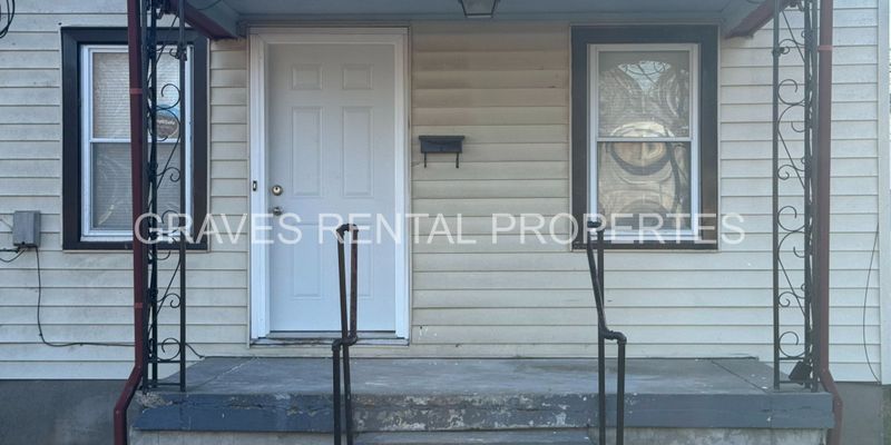 Louisville House: 1102 Oleanda Ave