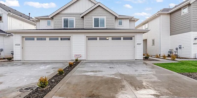 Meridian House: 4559 W Riva Capri Ct