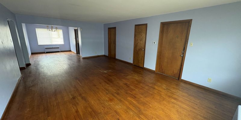 Dayton Apartment: 2421 Riverside Dr
