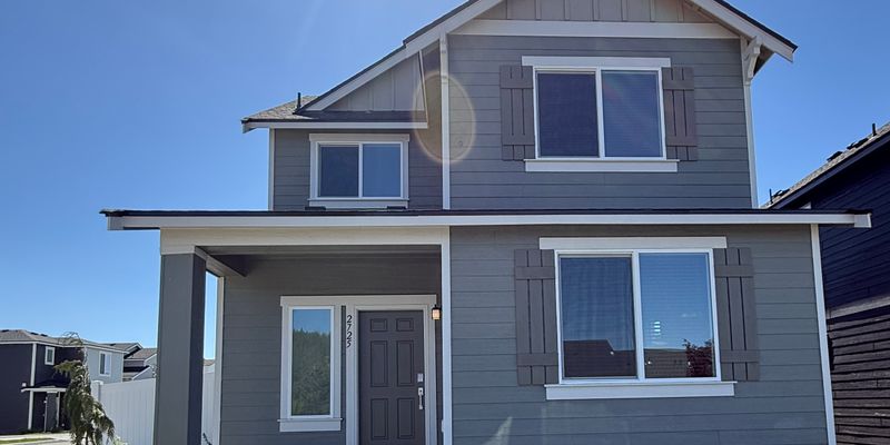 Liberty Lake House: 2725 Talon Ln