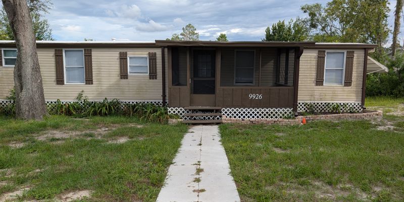 Spring Hill House: 9926 Lake Dr