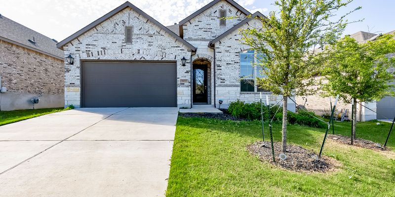 Round Rock House: 5853 Round Rock Ranch Blvd