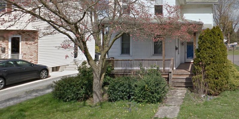 Forty Fort Apartment: 32 Ransom St