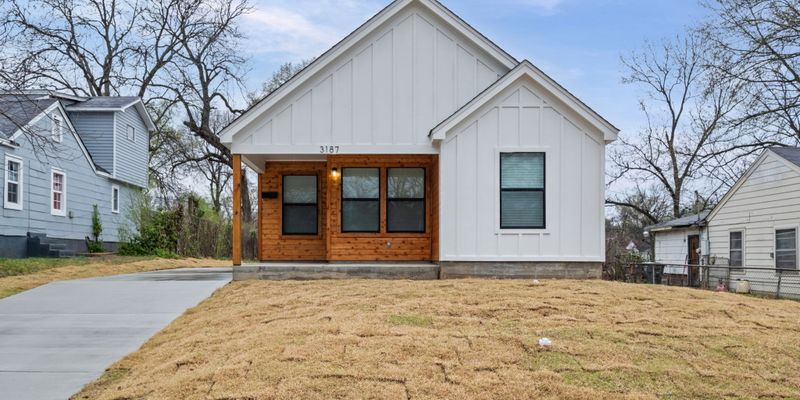 Memphis House: 3187 Millwood Rd