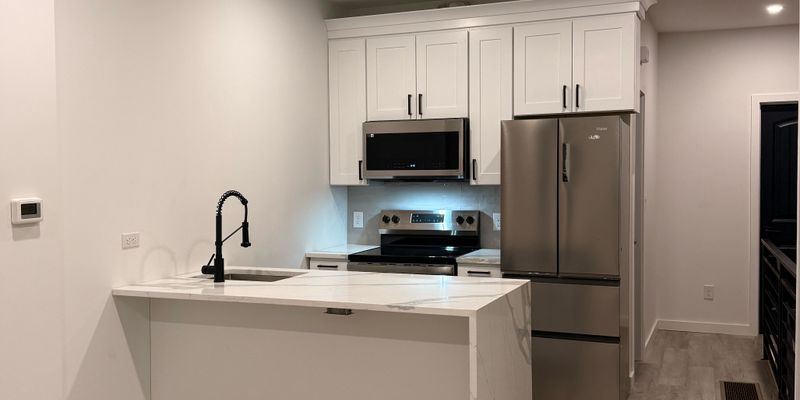 Philadelphia Apartment: 3340 Potter St