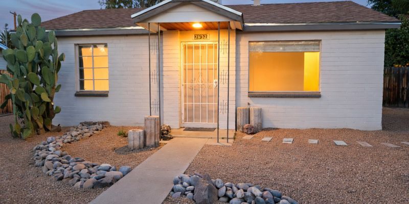 Tucson House: 2632 N Wilson Ave