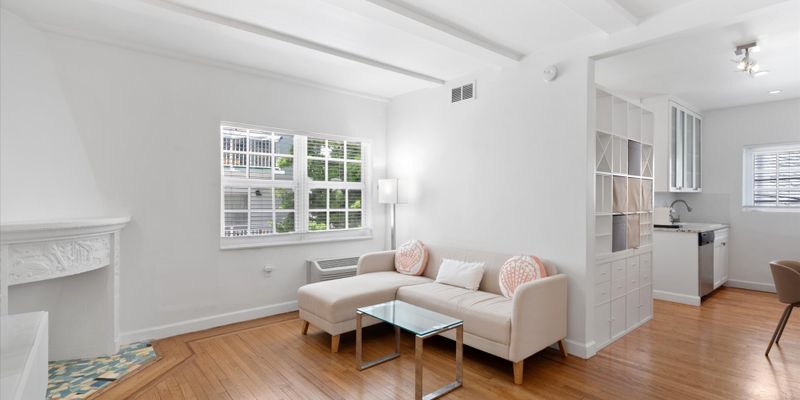 Miami Beach House: 439 15th Street