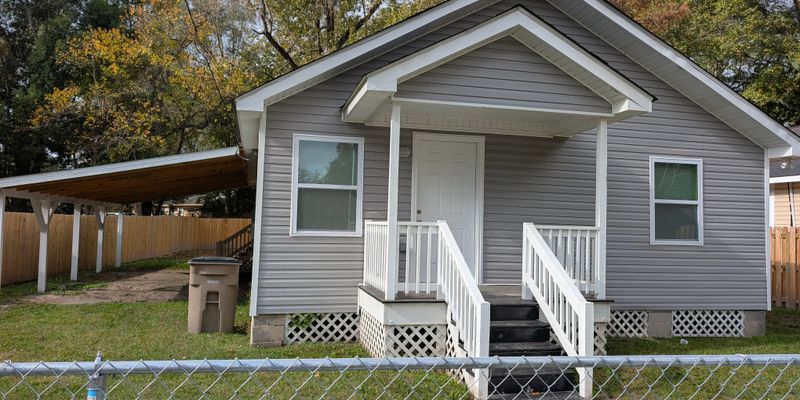 Mobile House: 809 Welworth St