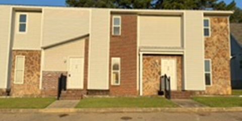 518 Woodburn.jpg