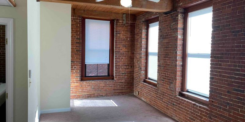 Haverhill Apartment: 67 Washington St