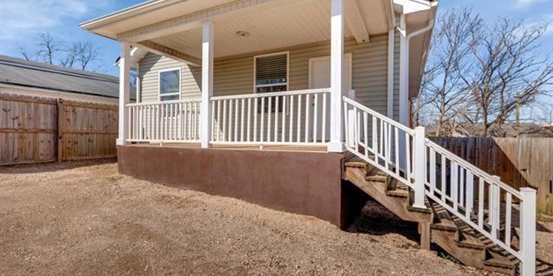 Greenville House: 204 Gordon st