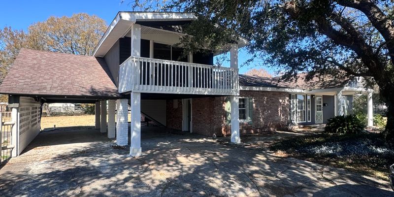 Rayne House: 611 East D St.