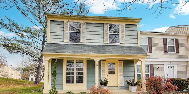 Silver Spring House: 16 Tabiona Ct