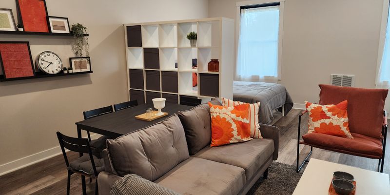Grand Meadow Apartment: 121 Main St S