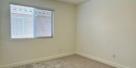 Bedroom 2 pic 1.jpg