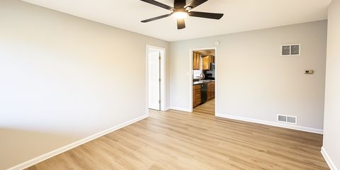 20251116_2205_Spacious Room Upgrade_remix_01ka86jt5cemman39r0ap5kr0q.png