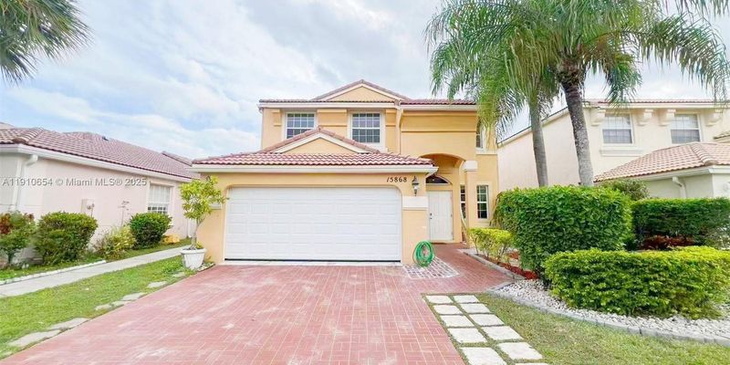 Pembroke Pines House: 15868 NW 4th St