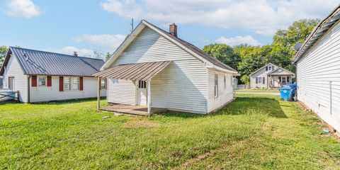 403 McKenna Street-7.jpg