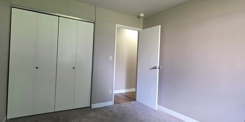 Bedroom.JPG