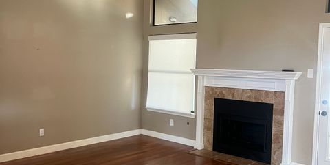 1103 Deepwoods-living.jpg