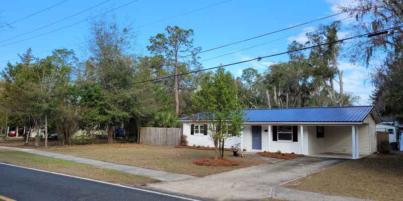 Lake City House: 1151 NW Ashley St