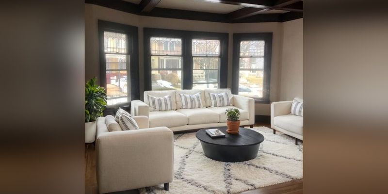 Buffalo Apartment: 126 Oxford Ave