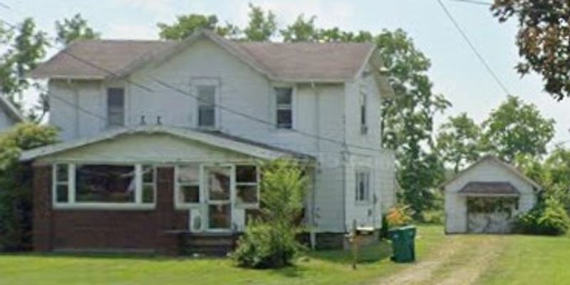 Northwood House: 430 Oregon Rd