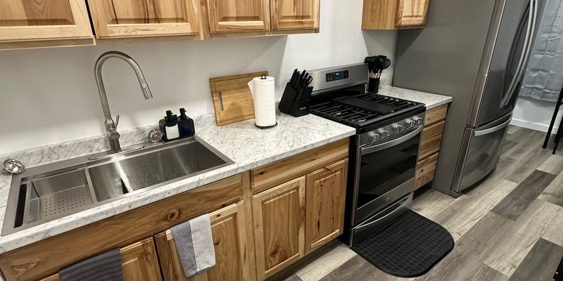 Aztec Apartment: W Chuska St