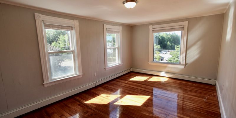 Gardner Apartment: 248 Cross St