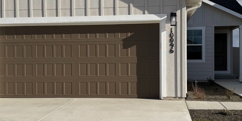 Nampa House: 10096 Longtail Dr