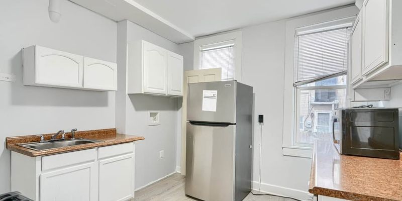 Baltimore House: 151X E Hoffman St