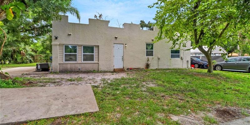 Fort Myers Apartment: 4180 Sabal Ln