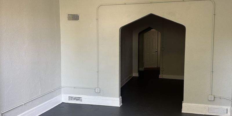 Saint Joseph House: 1504 Jules St