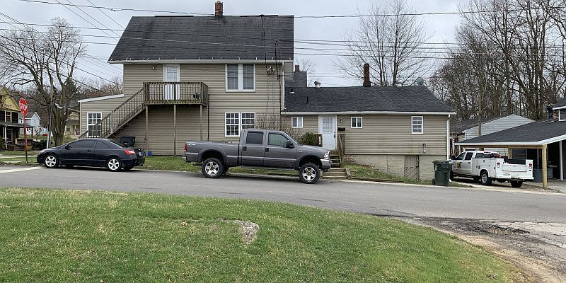 Wadsworth Apartment: 426 Main Street
