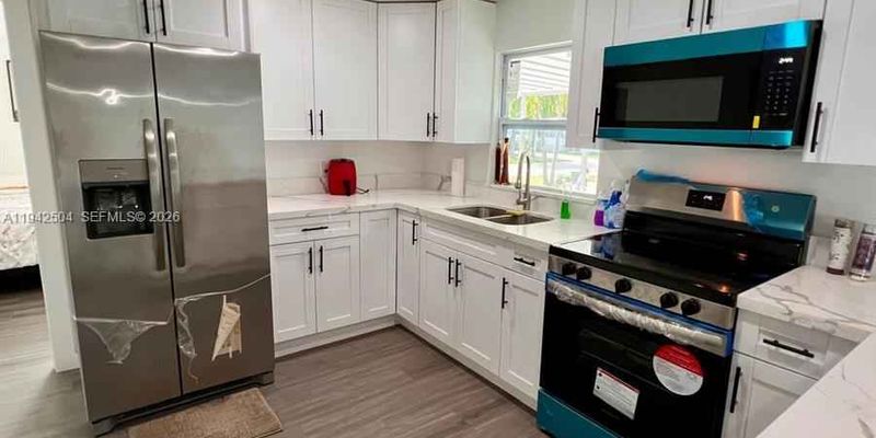 Fort Lauderdale House: 2901 SW 58th St