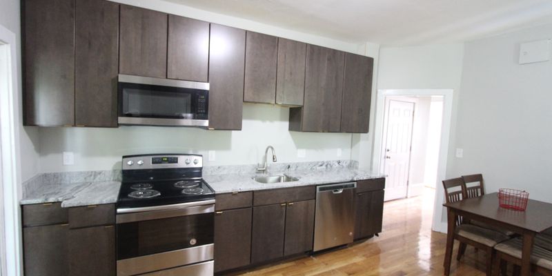 Boston Apartment: 94 E Cottage St