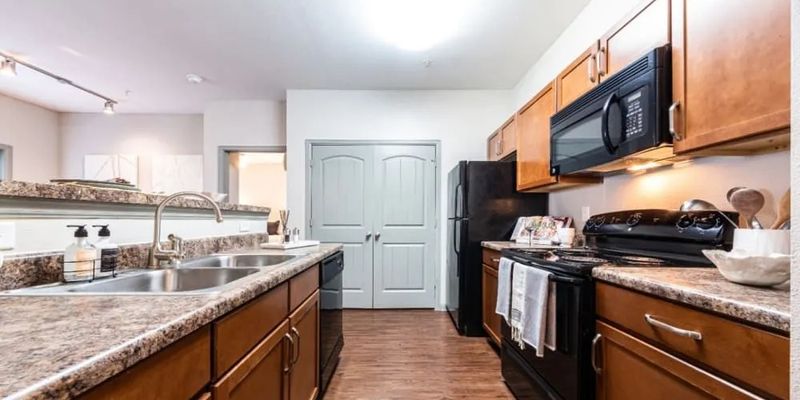 Katy Apartment: 5200 Town Park Blvd