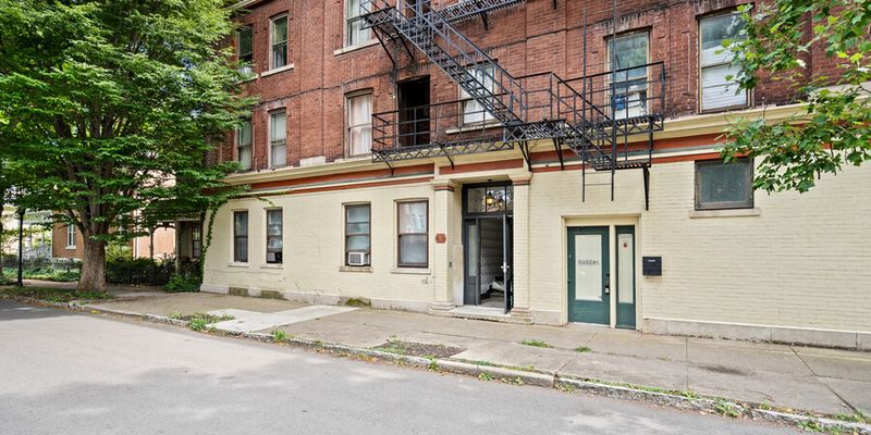 Dayton Apartment: 408 E 6th St